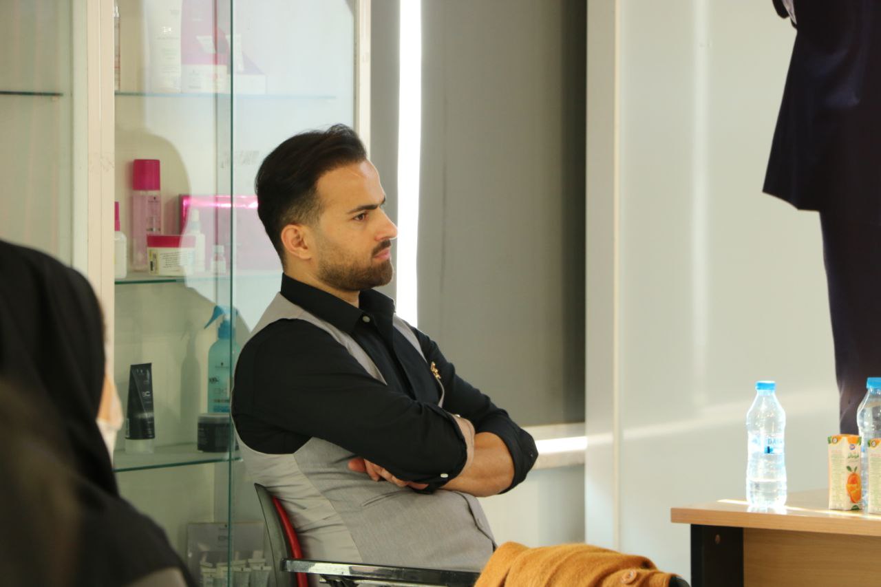 آموزشگاه آرایشگری کارمو | علی کارینو