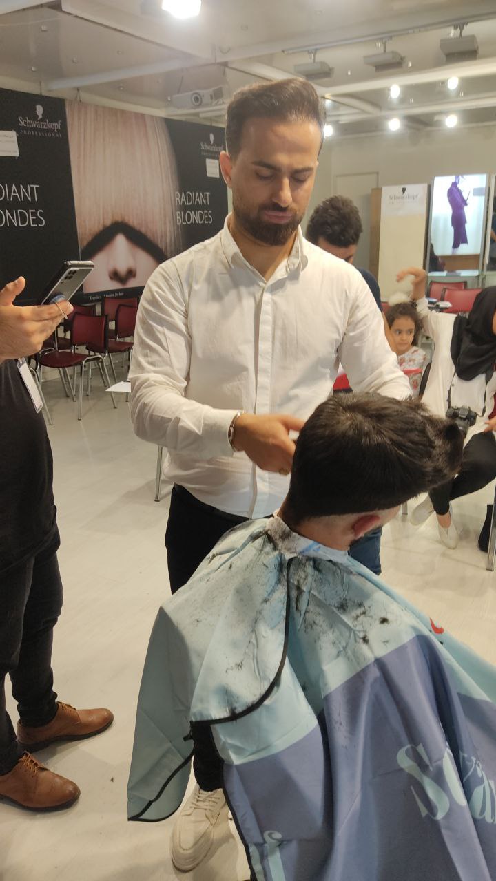 آموزشگاه آرایشگری مردانه کارمو